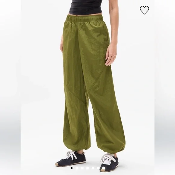 Athleta Lunar Sheen Utility Mid Rise Olive Green Women's Pants, Small - Picture 2 of 10